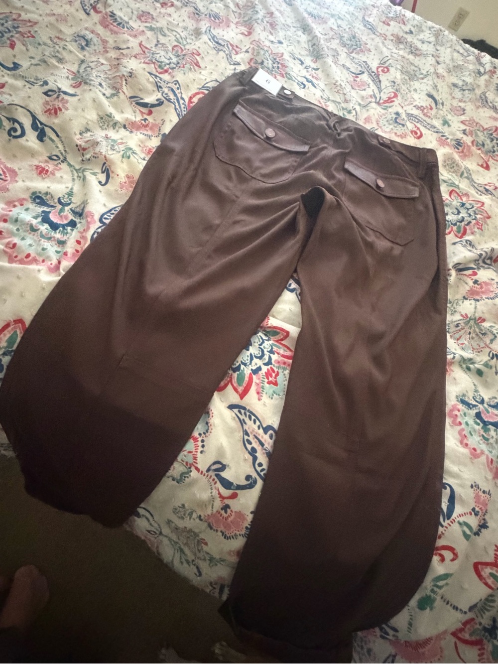 WHBM Crop Trousers -6R